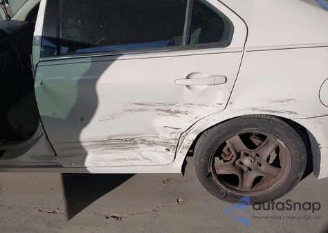 2010 Ford Fusion Se из США, поврежденный, VIN 3FAHP0HA1AR285617